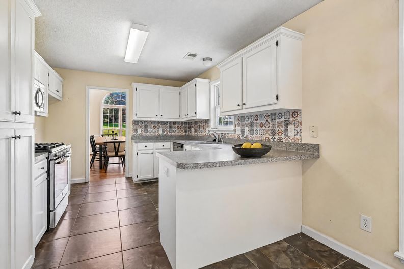 Photo 42 of 44 of 168 Hollow Tree Ct, Lugoff, SC