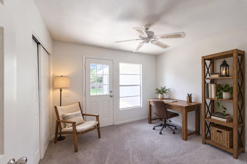 Photo 16 of 26 of 3010 Hatton St, Sarasota, FL