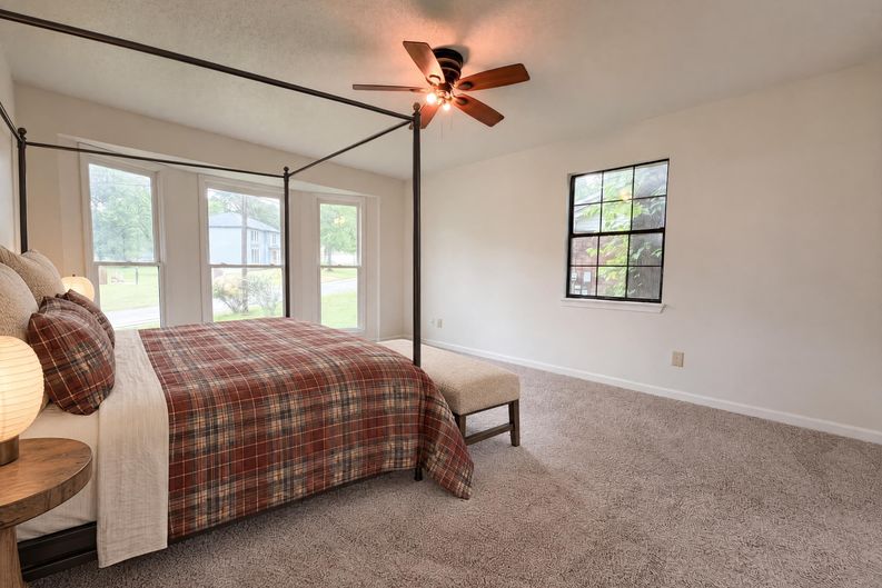 Photo 10 of 24 of 1223 6th St, Pleasant Grove, AL