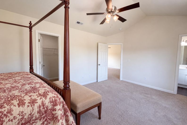 Photo 6 of 17 of 1667 Oakview Way, Rock Hill, SC