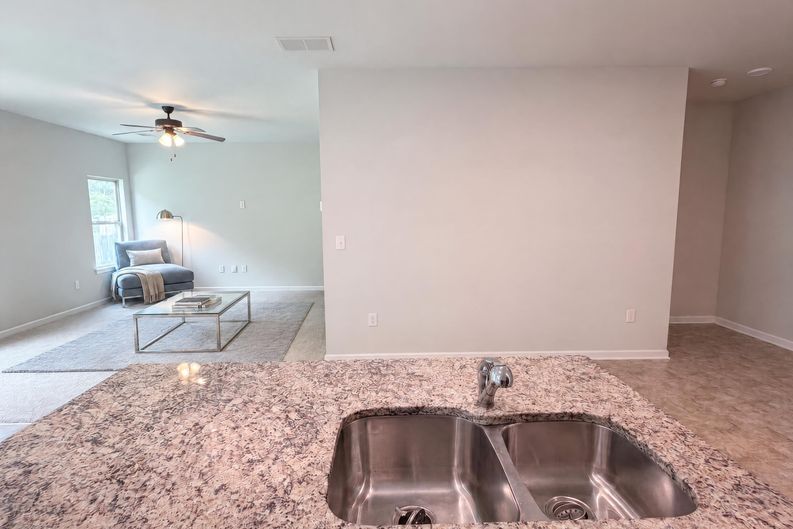 Photo 11 of 26 of 5053 Pioneer Pkwy, McDonough, GA