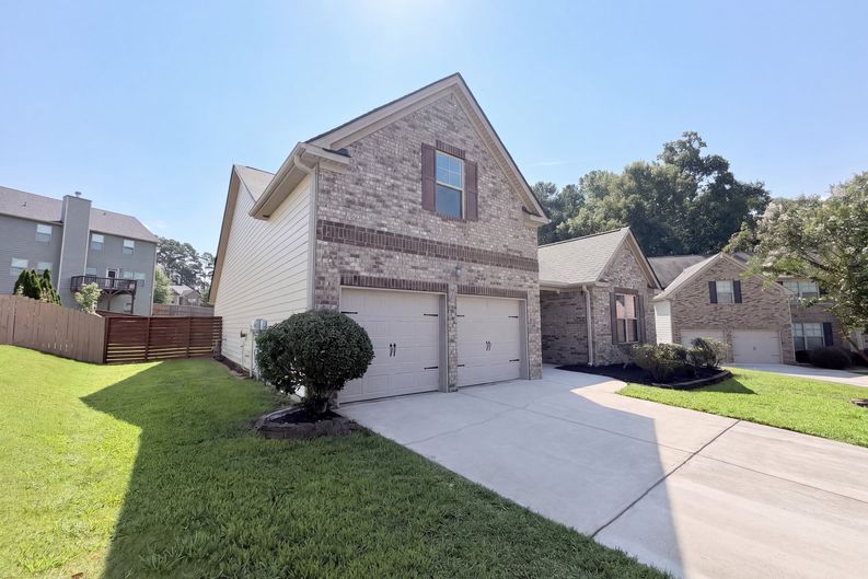 Photo 22 of 24 of 115 Birchwood Ct, Loganville, GA