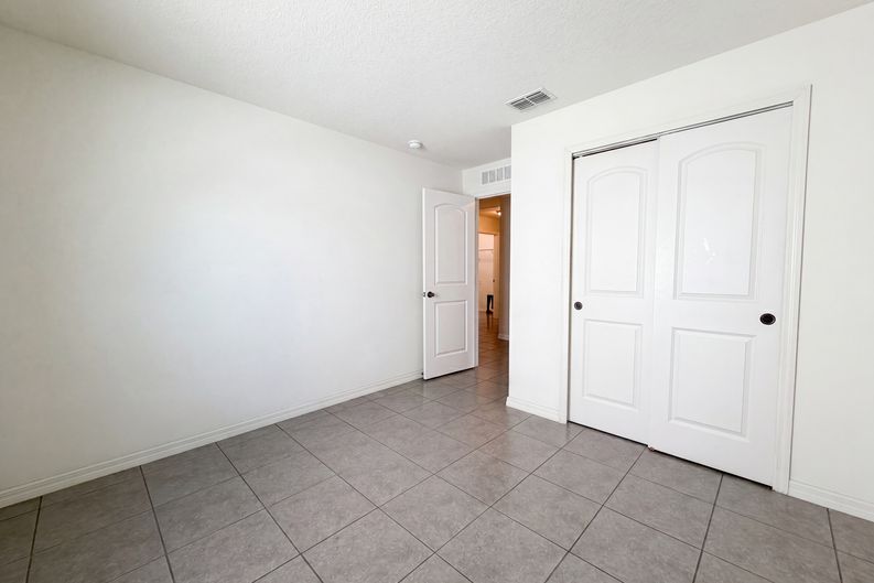 Photo 17 of 31 of 11534 Brighton Knoll Loop, Riverview, FL
