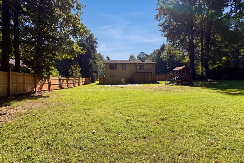 Photo 24 of 28 of 324 Adelene Way, Dallas, GA