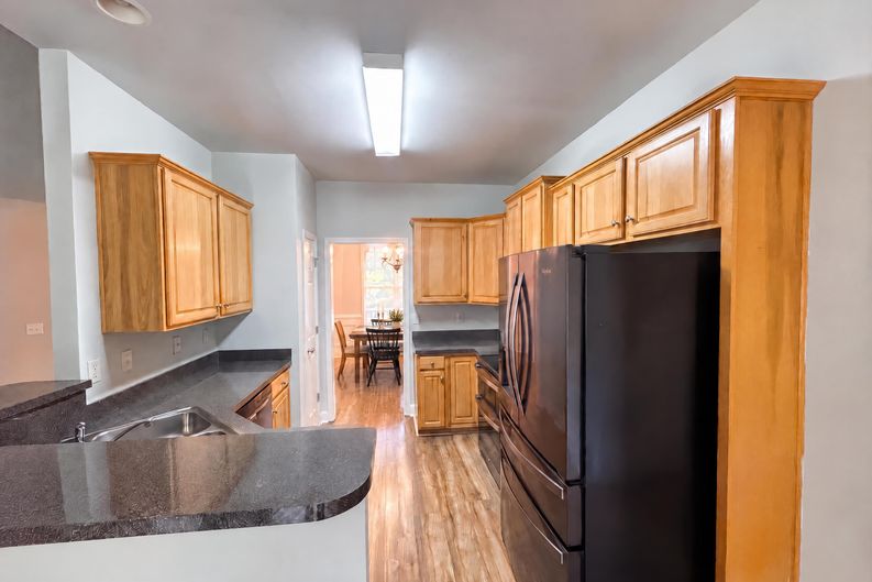 Photo 31 of 43 of 8230 Mossybrook Ln, Douglasville, GA