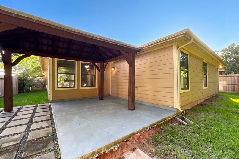 Photo 5 of 18 of 1603 Katydid Ct, Conroe, TX
