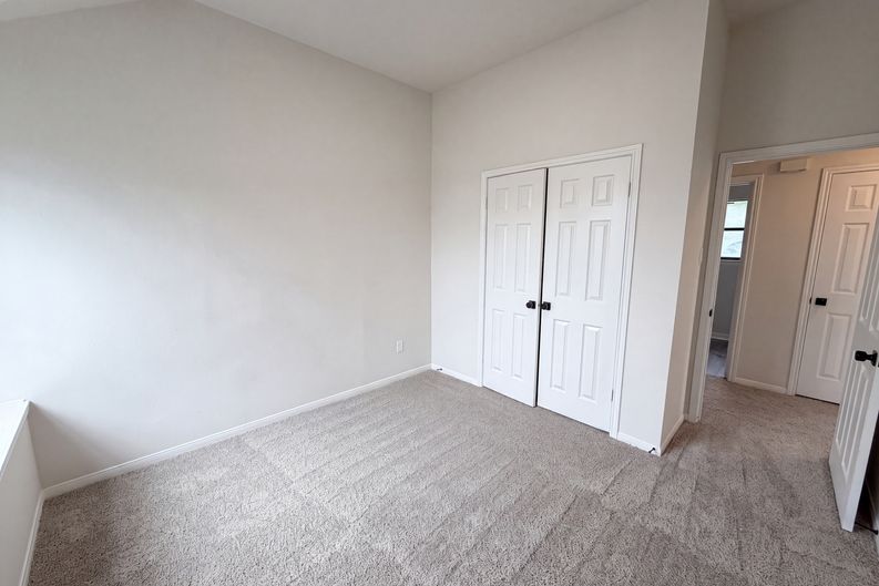 Photo 12 of 24 of 1517 River Oak Dr, Leander, TX