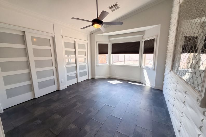 Photo 9 of 18 of 12502 N 126th Ln, El Mirage, AZ