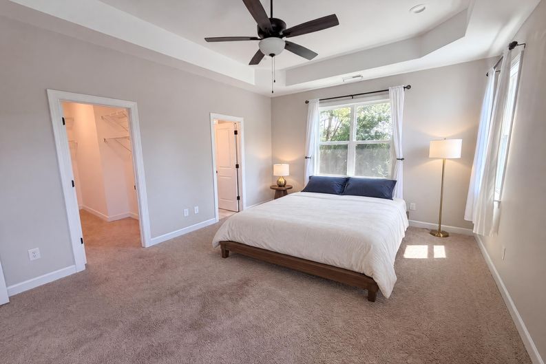 Photo 6 of 18 of 1010 Holloway St, Durham, NC