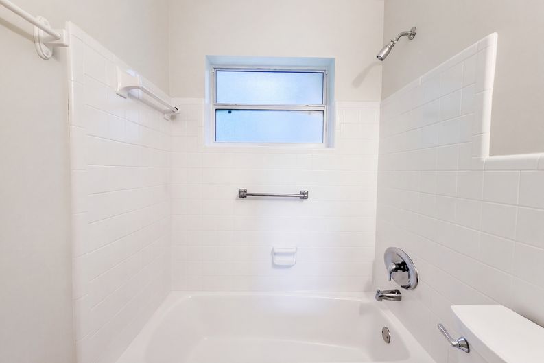 Photo 10 of 24 of 1521 Fort Smith Blvd, Deltona, FL