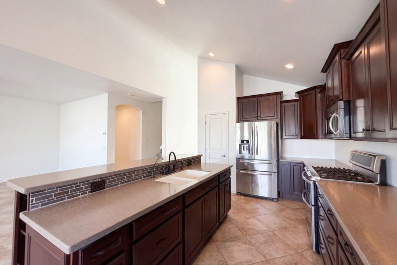Photo 7 of 33 of 18689 N Miller Way, Maricopa, AZ