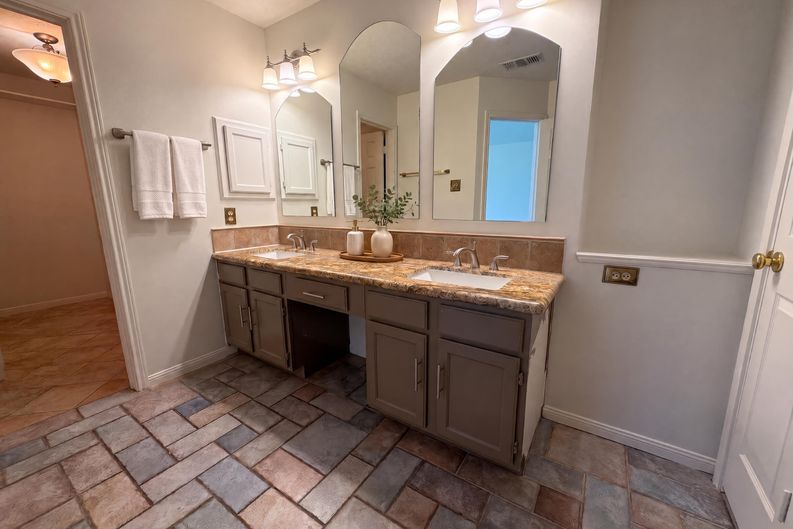 Photo 6 of 31 of 1115 Long Prairie Dr, Katy, TX