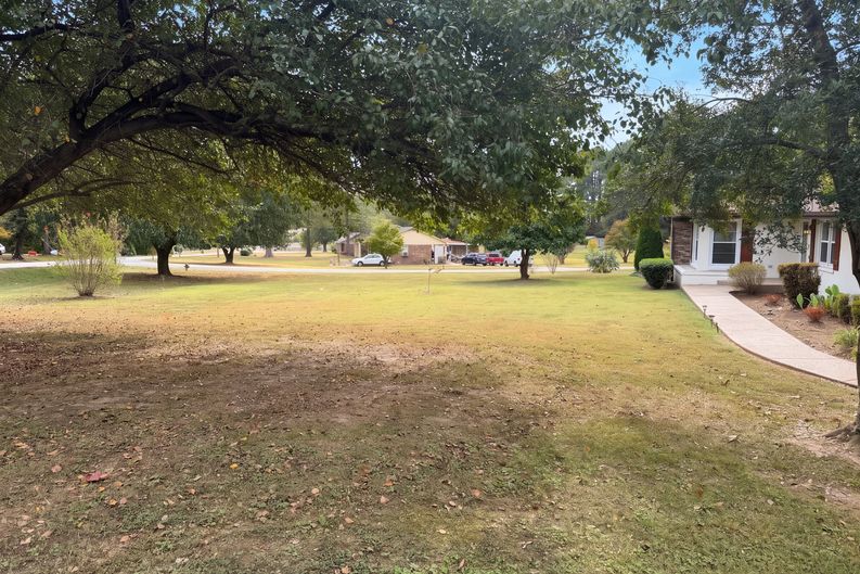 Photo 34 of 37 of 293 Theta Pike, Columbia, TN