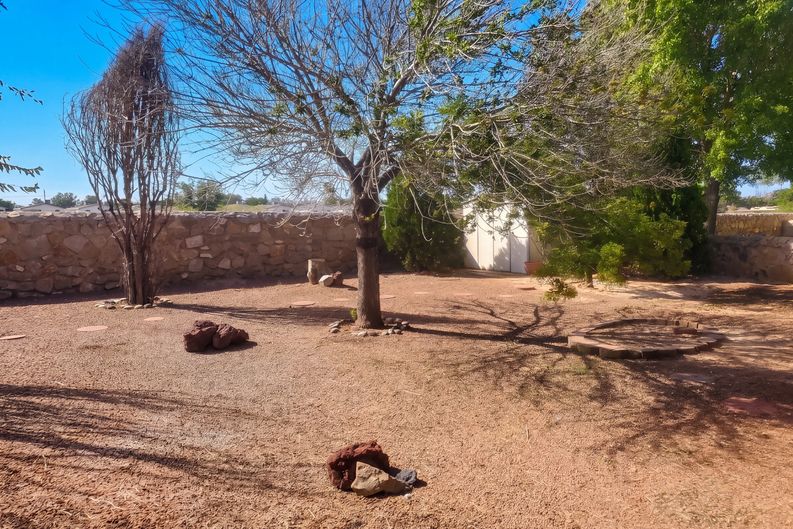Photo 27 of 28 of 1039 Aguilera Ct, Las Cruces, NM