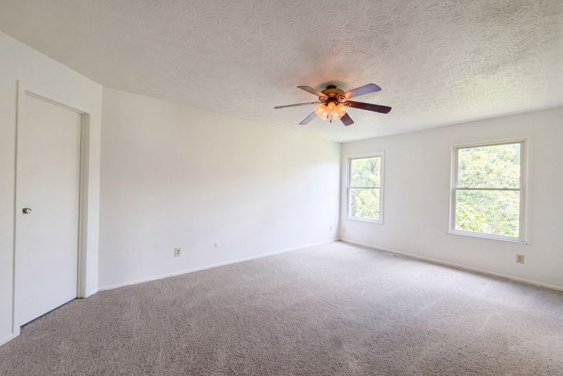 Photo 16 of 30 of 7761 Sagemeadow Ct, Columbus, OH
