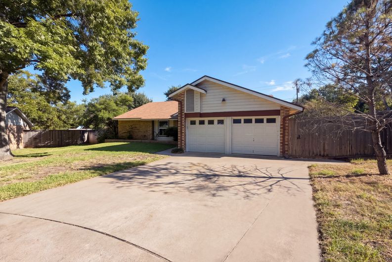 Photo 15 of 18 of 4107 Rock Ct, Temple, TX