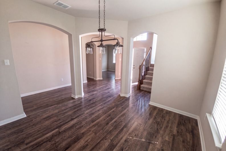 Photo 9 of 39 of 3001 Gilchrist Dr, Lorena, TX