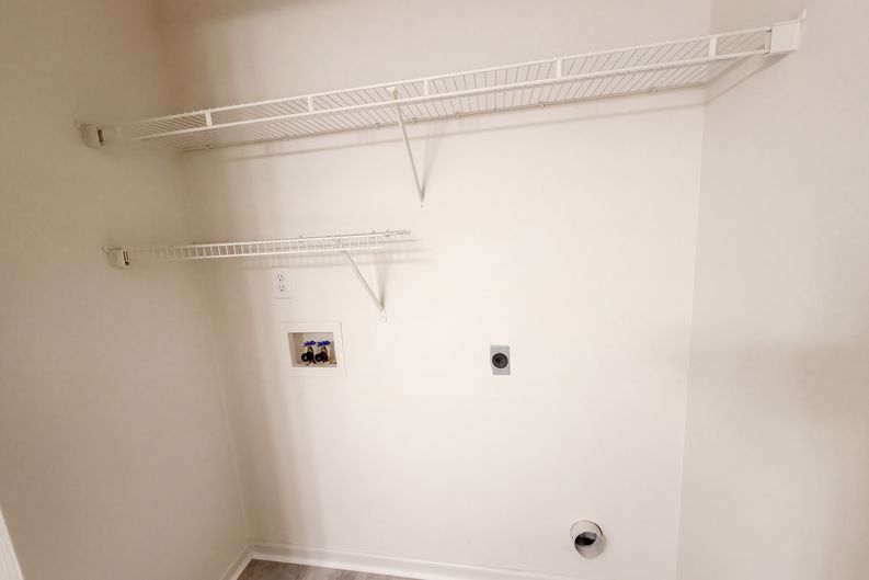 Photo 16 of 19 of 218 Stonewood Dr, West Columbia, SC