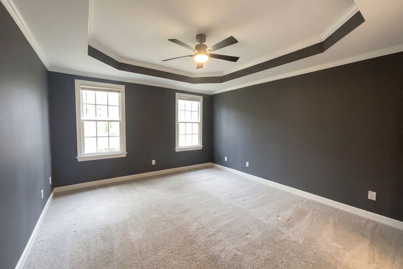 Photo 4 of 17 of 6412 Pleasant Creek Ct, Raleigh, NC