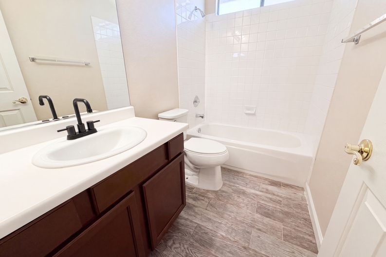Photo 14 of 41 of 7912 Quill Gordon Ave, Las Vegas, NV