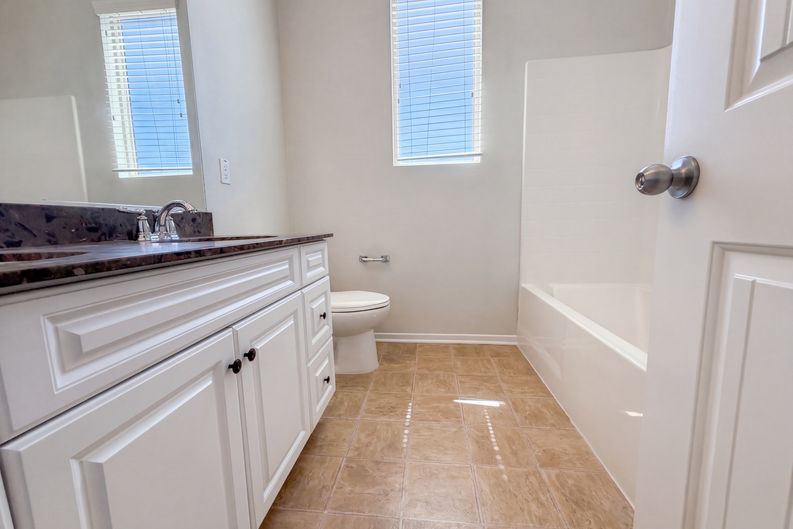 Photo 34 of 41 of 29495 Glenhurst Cir, Menifee, CA