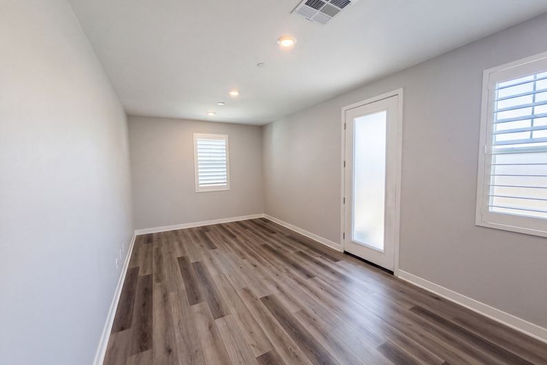 Photo 11 of 53 of 26315 Silver Birch, Menifee, CA