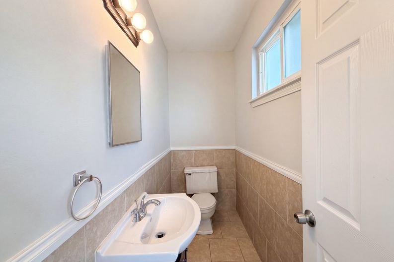 Photo 14 of 21 of 42195 Fairview Dr, Canton, MI