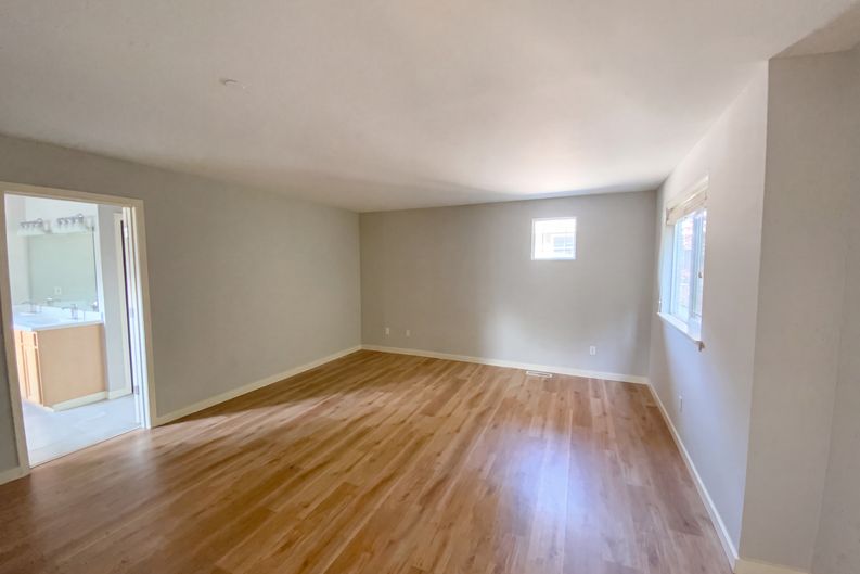 Photo 8 of 22 of 10769 221st Ln NE, Redmond, WA