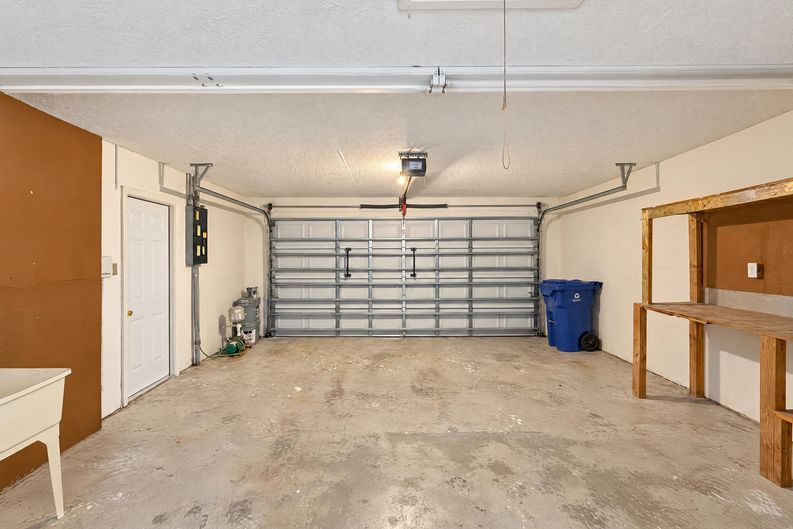 Photo 18 of 23 of 8402 Moulton Dr, Port Richey, FL