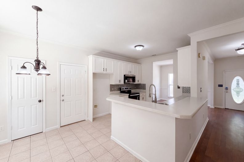 Photo 10 of 26 of 275 Forrest Ave, Fayetteville, GA
