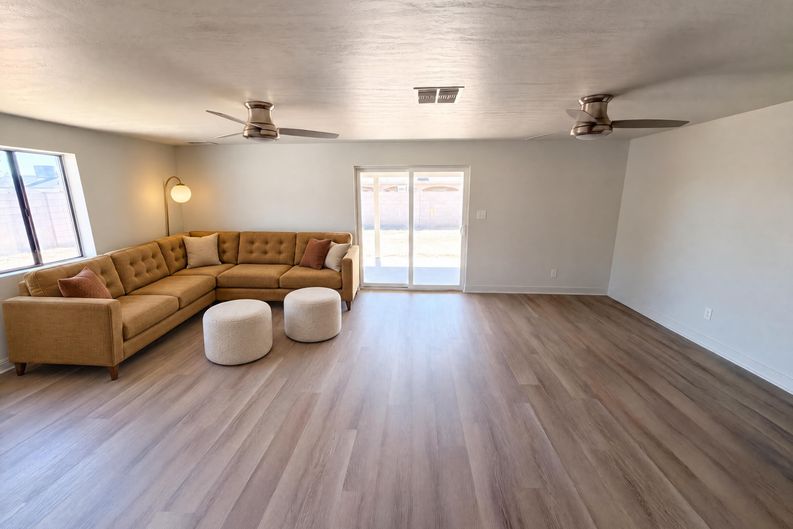 Photo 3 of 30 of 5921 W Cypress St, Phoenix, AZ
