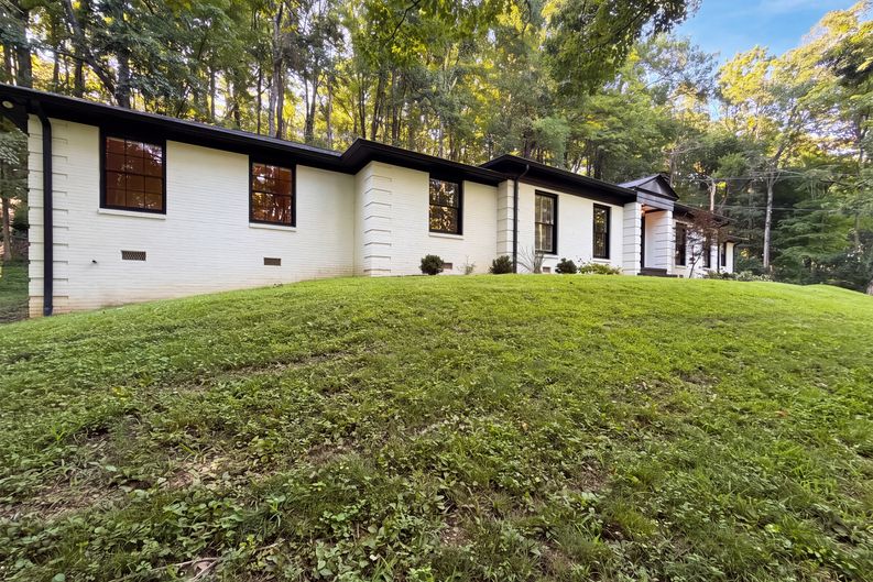 Photo 27 of 29 of 1904 Cromwell Dr, Nashville, TN
