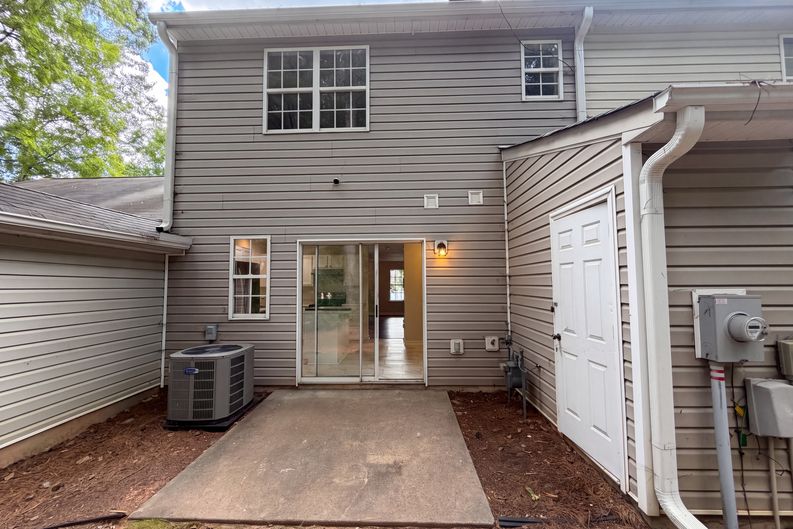 Photo 5 of 20 of 4165 Birch Leaf Ct, Charlotte, NC