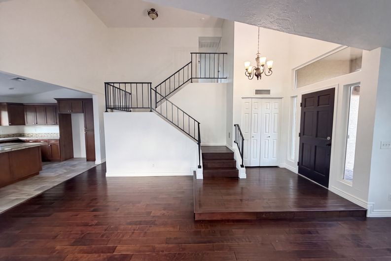 Photo 11 of 28 of 6115 W Port Au Prince Ln, Glendale, AZ