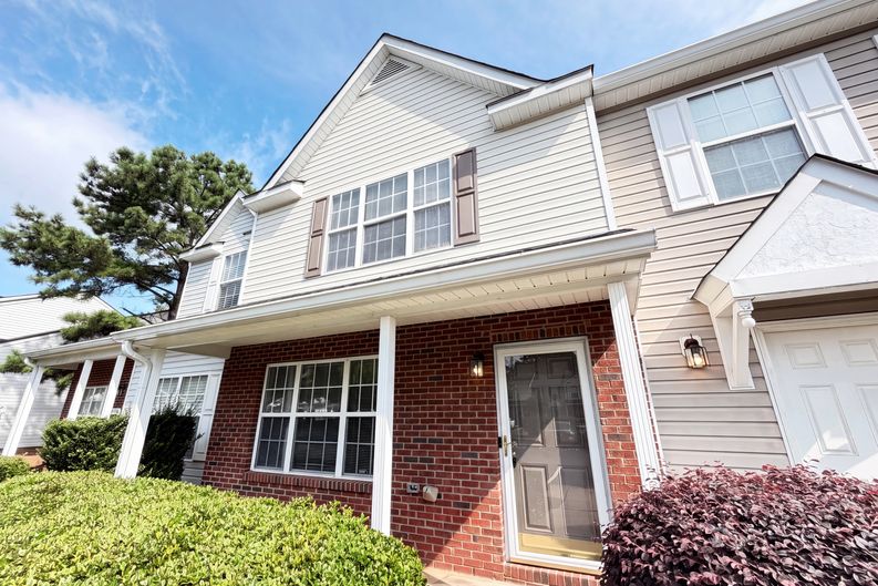 Photo 14 of 18 of 14205 Tranters Creek Ln, Charlotte, NC