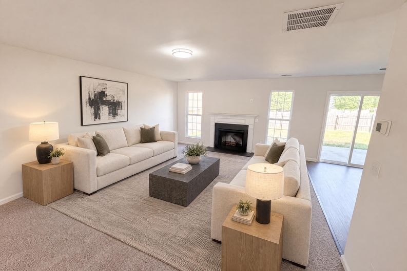Photo 6 of 19 of 7402 Walton Hl, Fairburn, GA