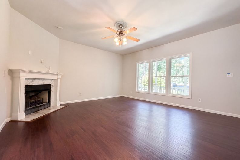 Photo 3 of 29 of 109 Rockrose Ave, Clayton, NC