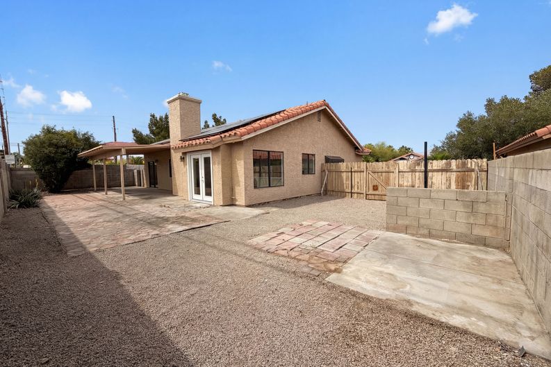 Photo 5 of 41 of 3607 Duffy Cir, North Las Vegas, NV