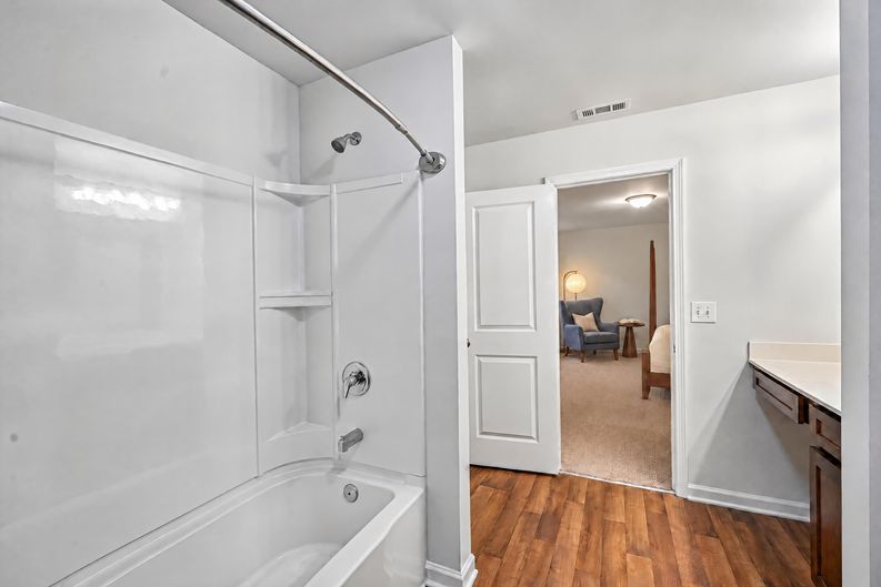 Photo 10 of 34 of 203 Scotland Dr, Dallas, GA