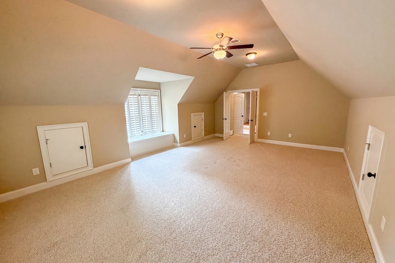 Photo 30 of 71 of 3250 Camellia Ln, Suwanee, GA