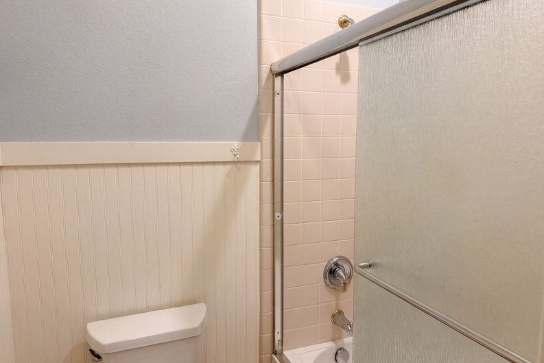 Photo 30 of 51 of 1401 Grey Owl Cir, Roseville, CA