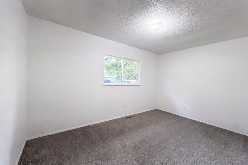 Photo 8 of 33 of 3516 Vernon Dr, Laporte, CO