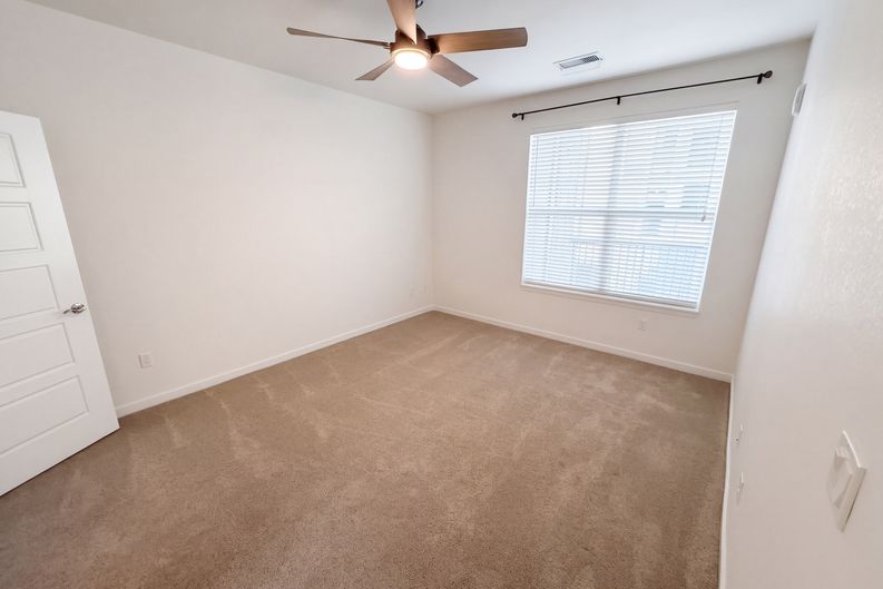 Photo 4 of 15 of 17297 Wilde Ave, Parker, CO