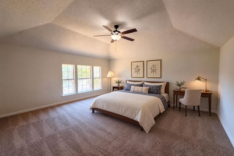 Photo 4 of 21 of 2405 Waterloo Ln, Mesquite, TX