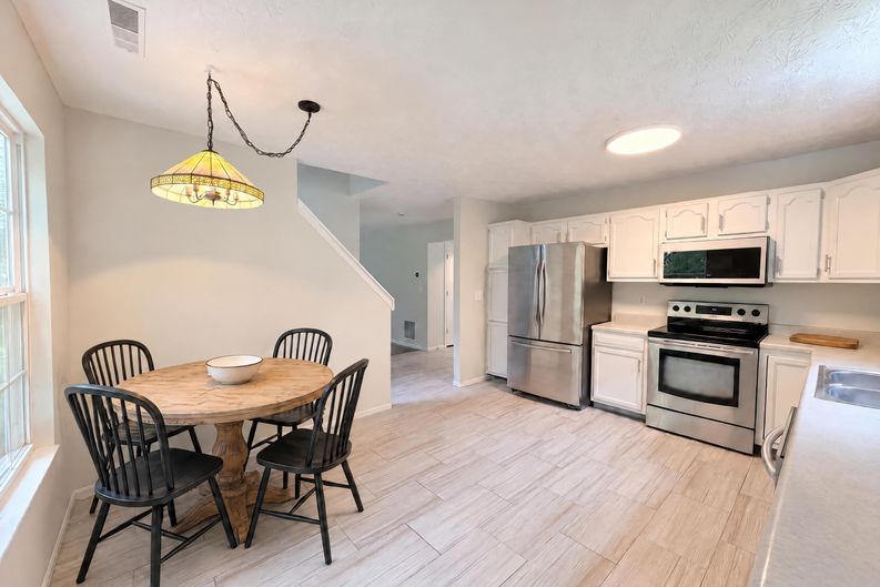 Photo 19 of 25 of 4213 Mallard Dr, Batavia, OH