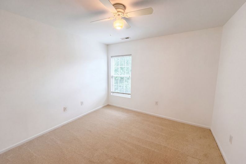 Photo 32 of 41 of 3037 Ellington Dr, Summerville, SC