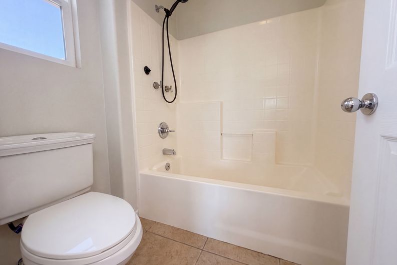 Photo 22 of 33 of 1265 Lavender Ln, Hemet, CA