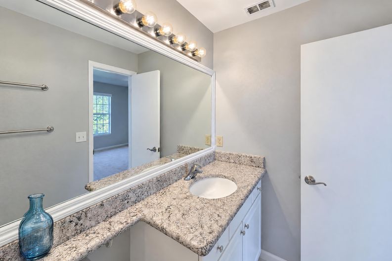 Photo 9 of 19 of 638 Maple Oak Cir, Altamonte Springs, FL