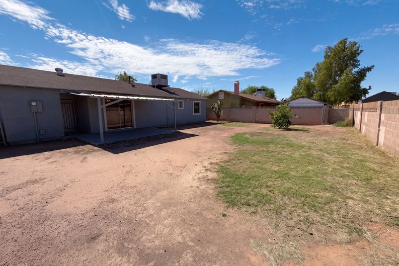 Photo 28 of 32 of 6208 W Alvarado Rd, Phoenix, AZ
