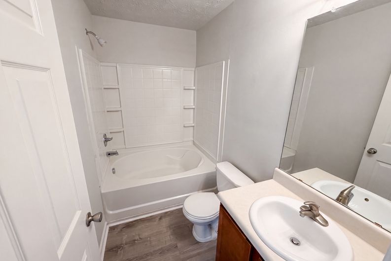 Photo 11 of 14 of 7202 Gotland St, Union City, GA
